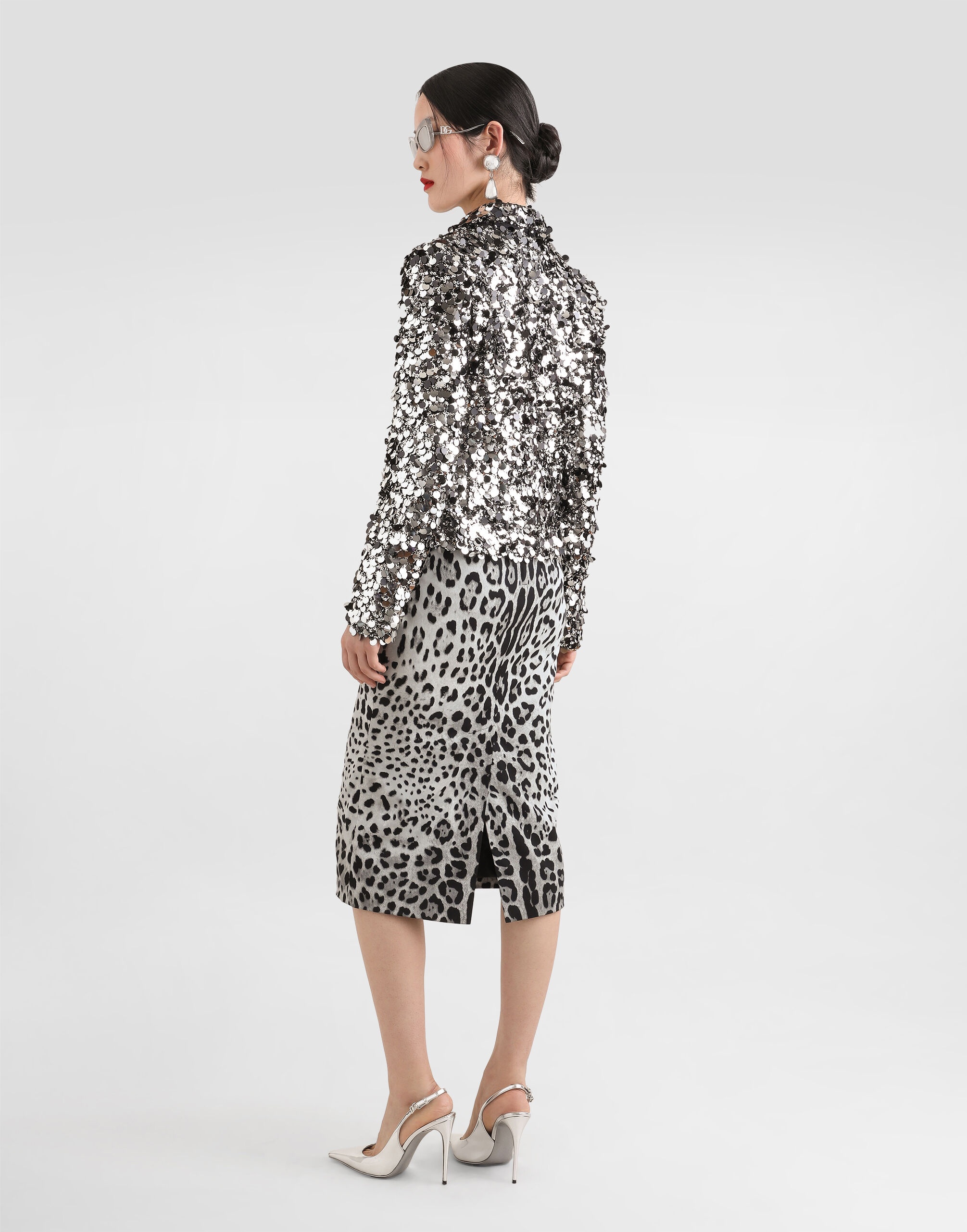 Charmeuse calf-length pencil skirt with leopard print - 3