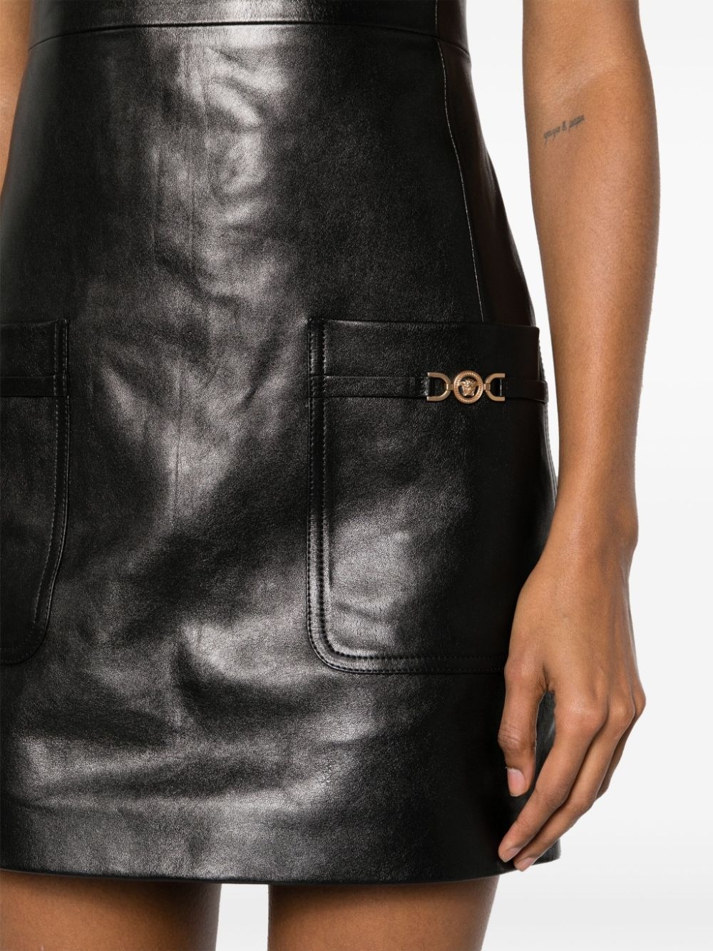 Medusa-plaque leather minidress - 5