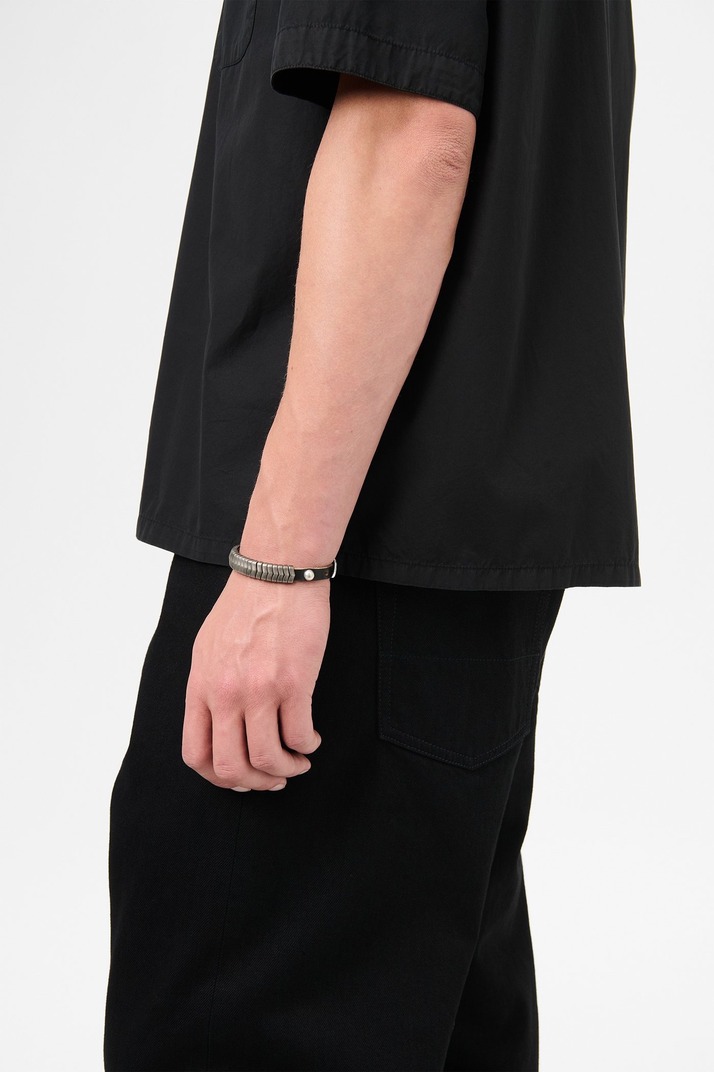 Spine Bracelet Black Chromexcel Leather - 4