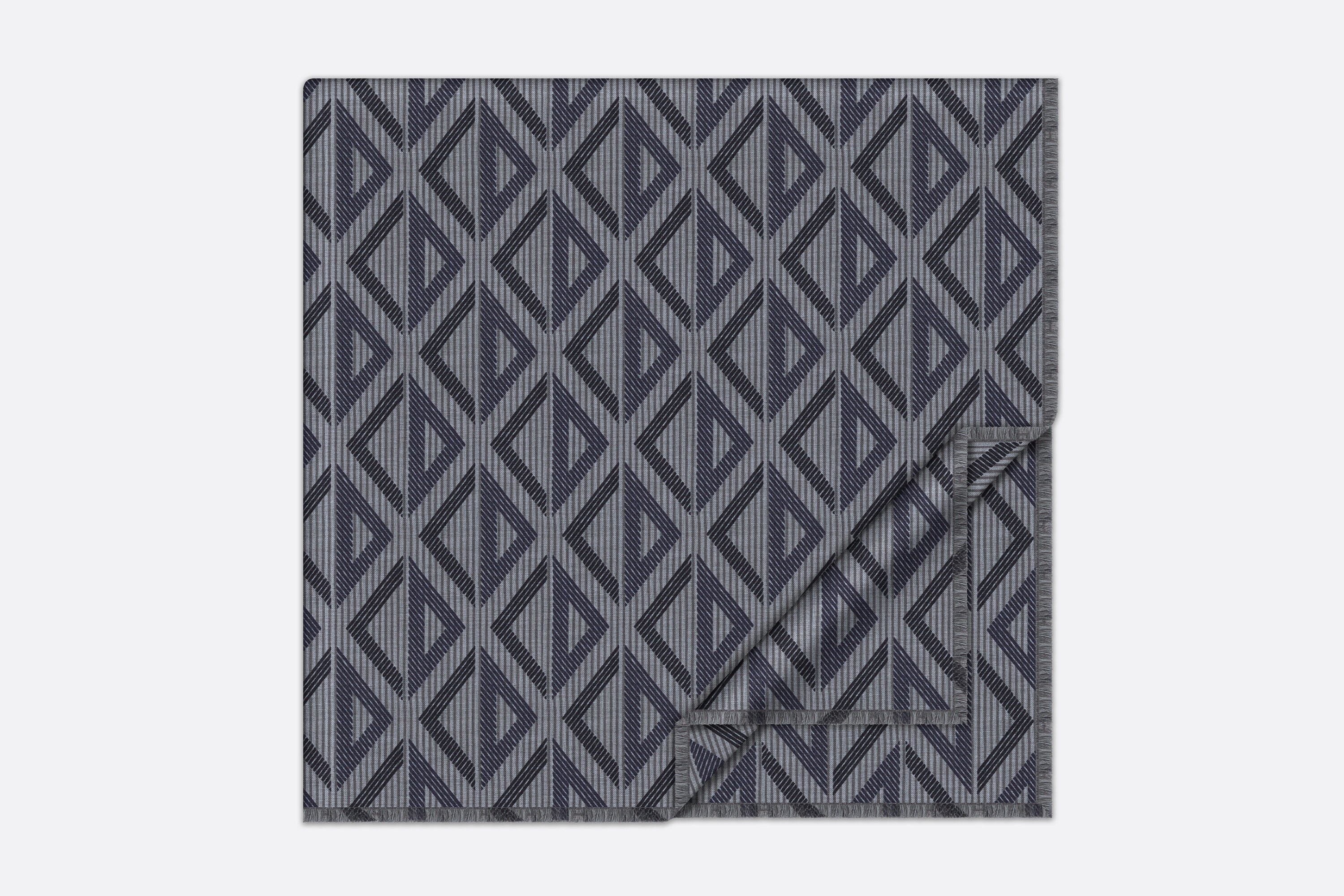 CD Diamond Stole - 1
