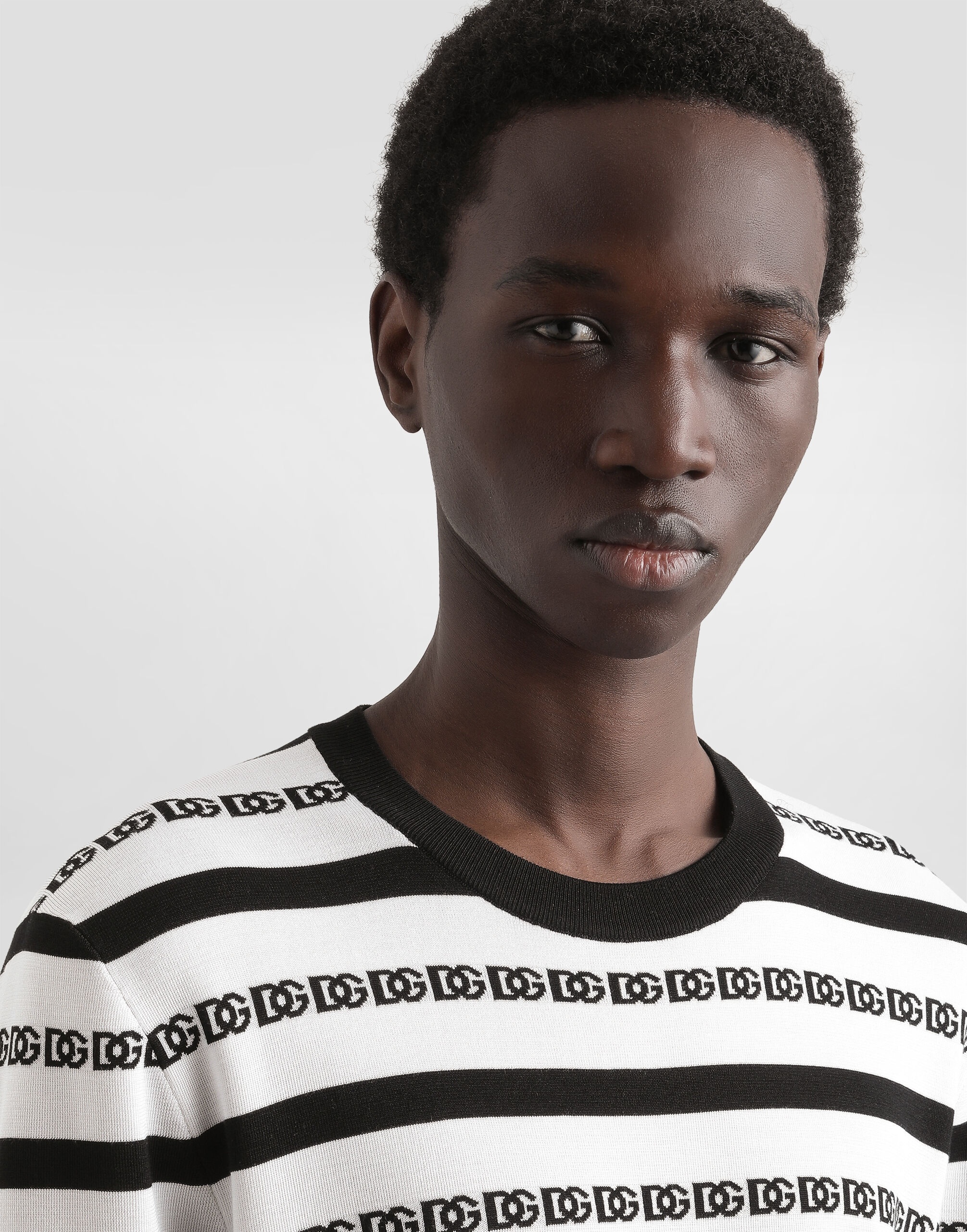 Silk crew-neck pullover with logo - 4