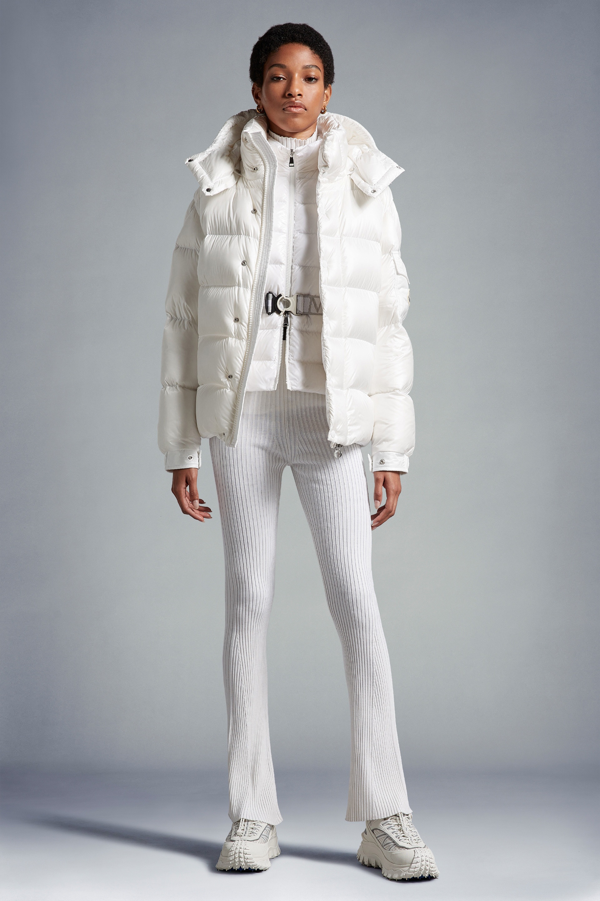 Moncler Maya 70 Short Down Jacket - 2