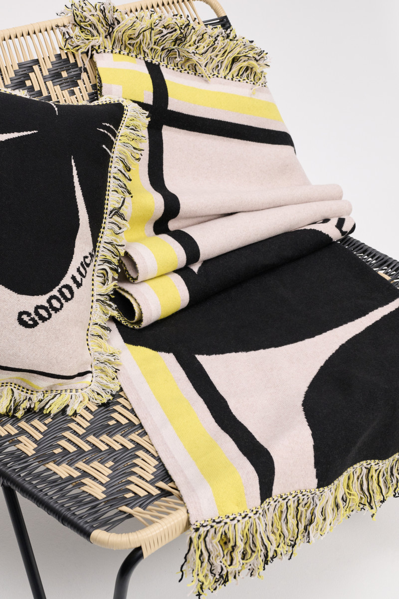 LUCKY CLOVER blanket 5