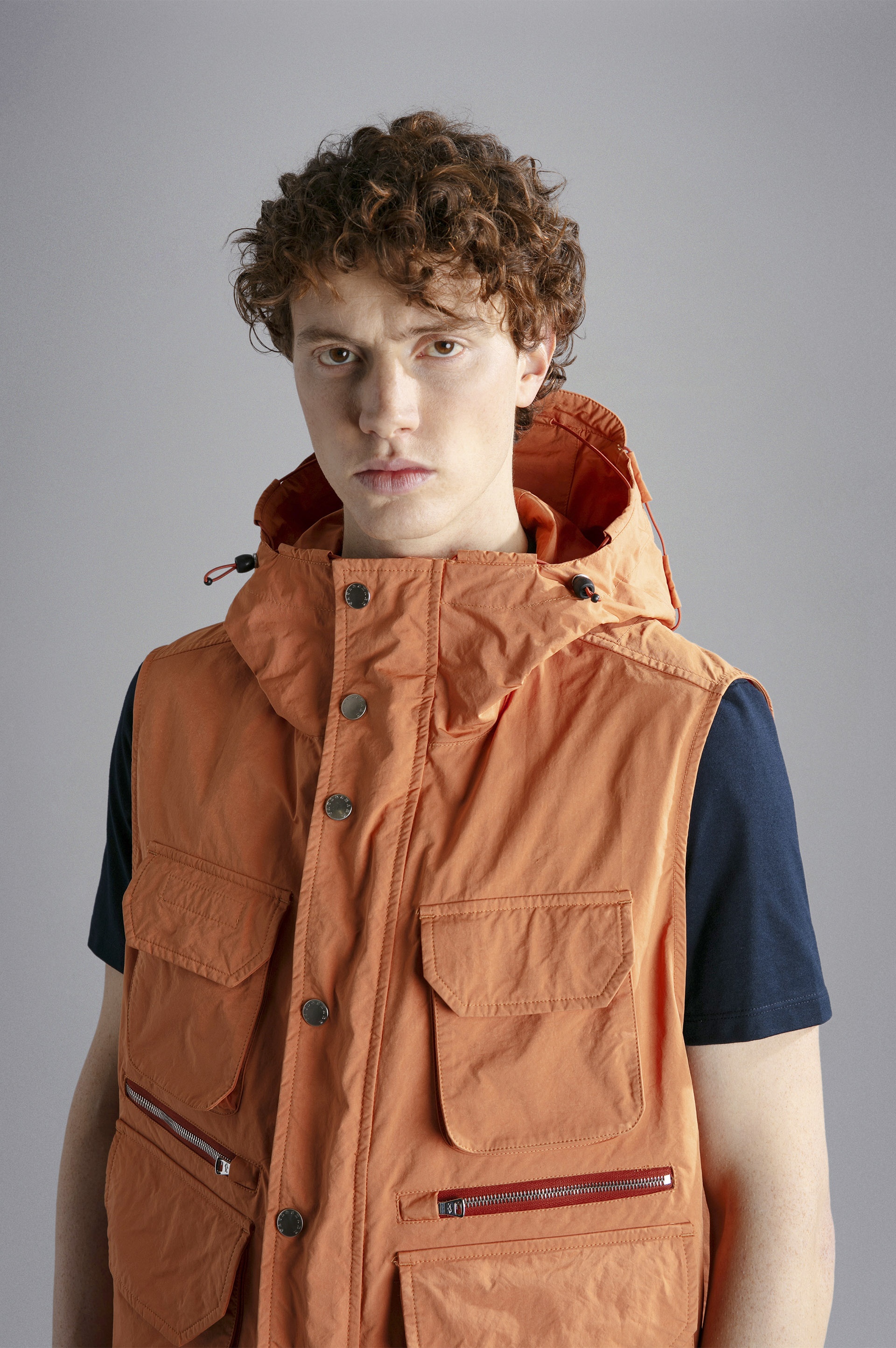 GARMENT DYED GILET - 4