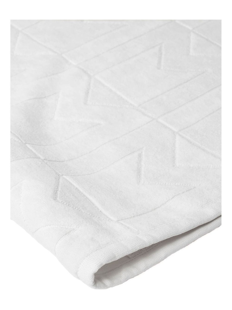 monogram rectangle towel 4