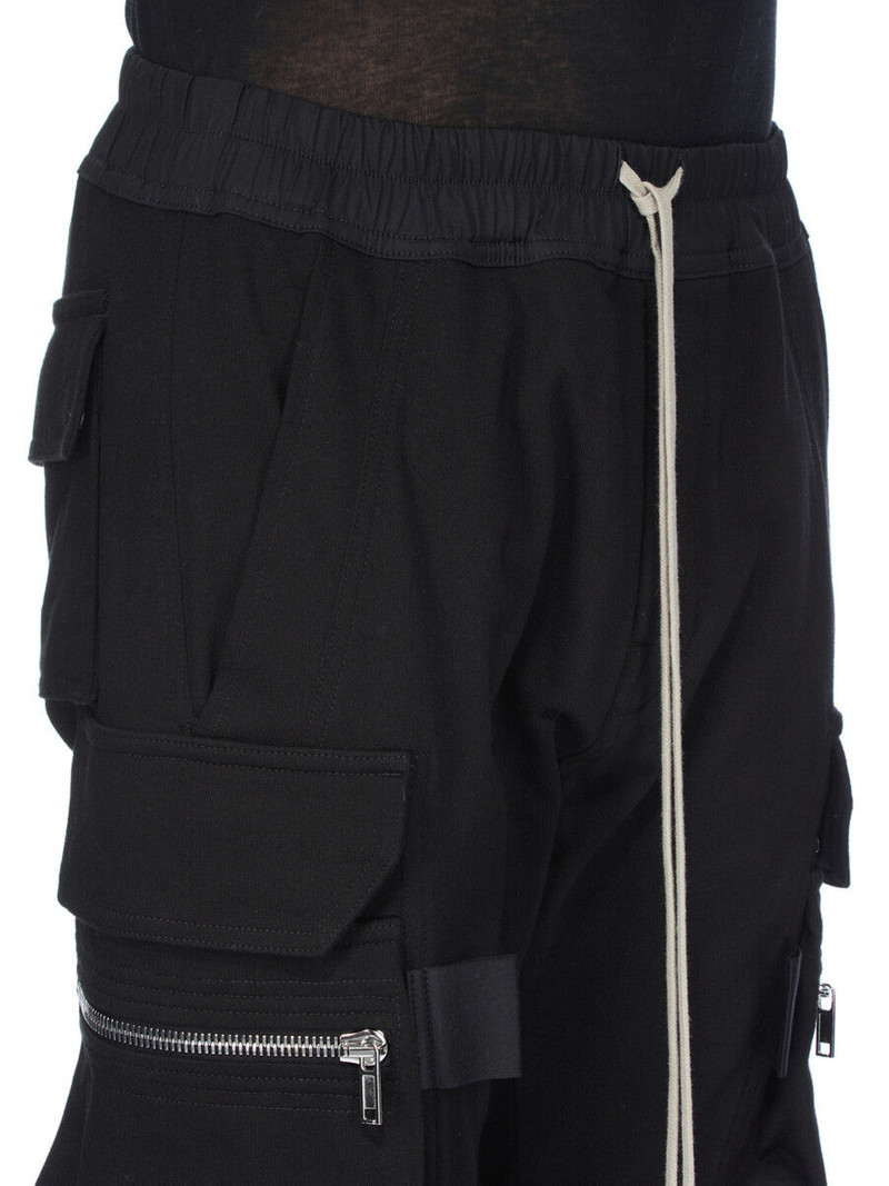 zip-pocket cargo pants 4