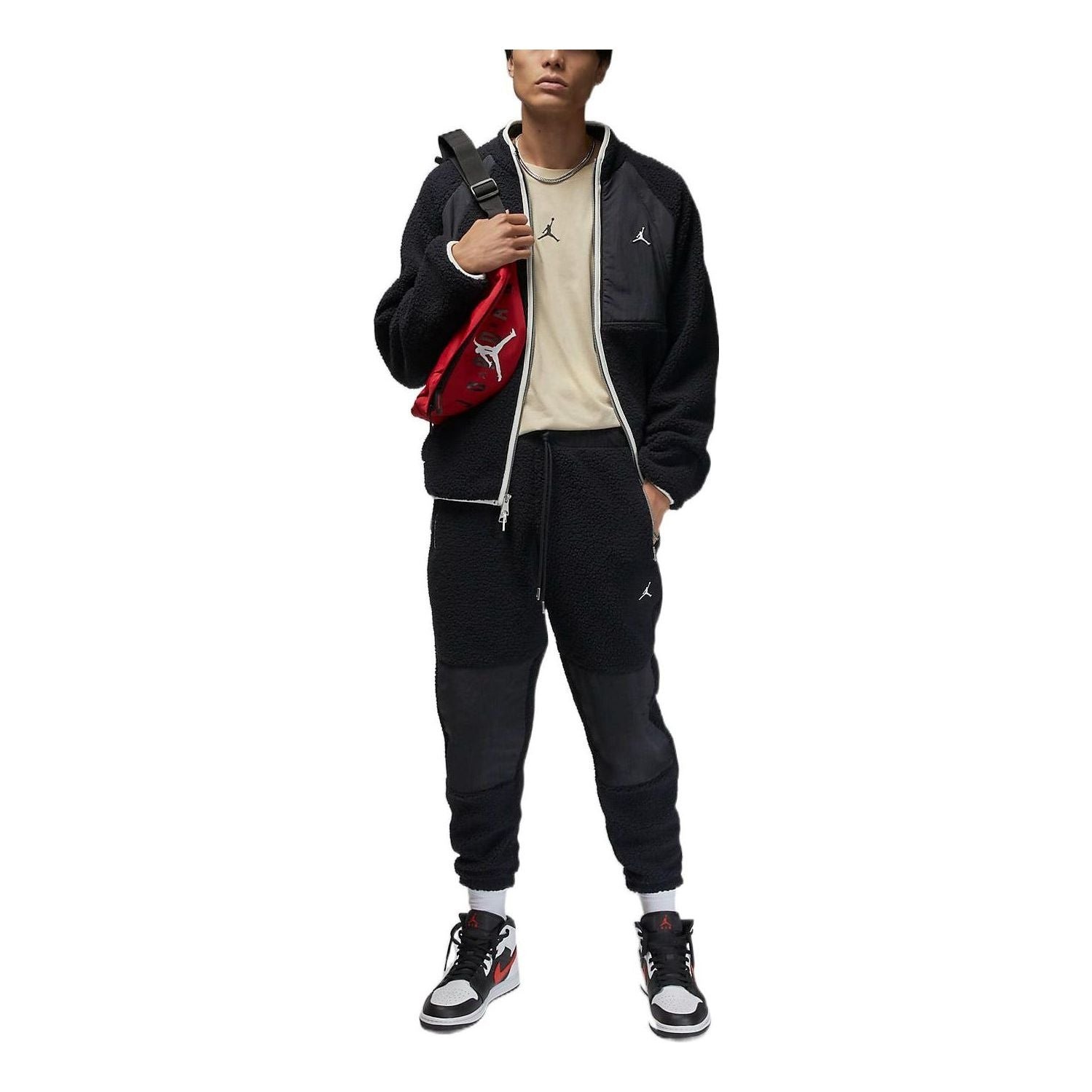 Nike side logo joggers 'Black' DV1570-010 - 1