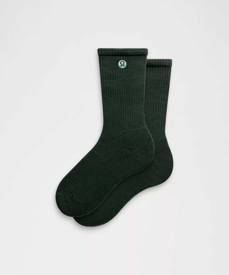 Unisex Daily Essential Crew Socks 1