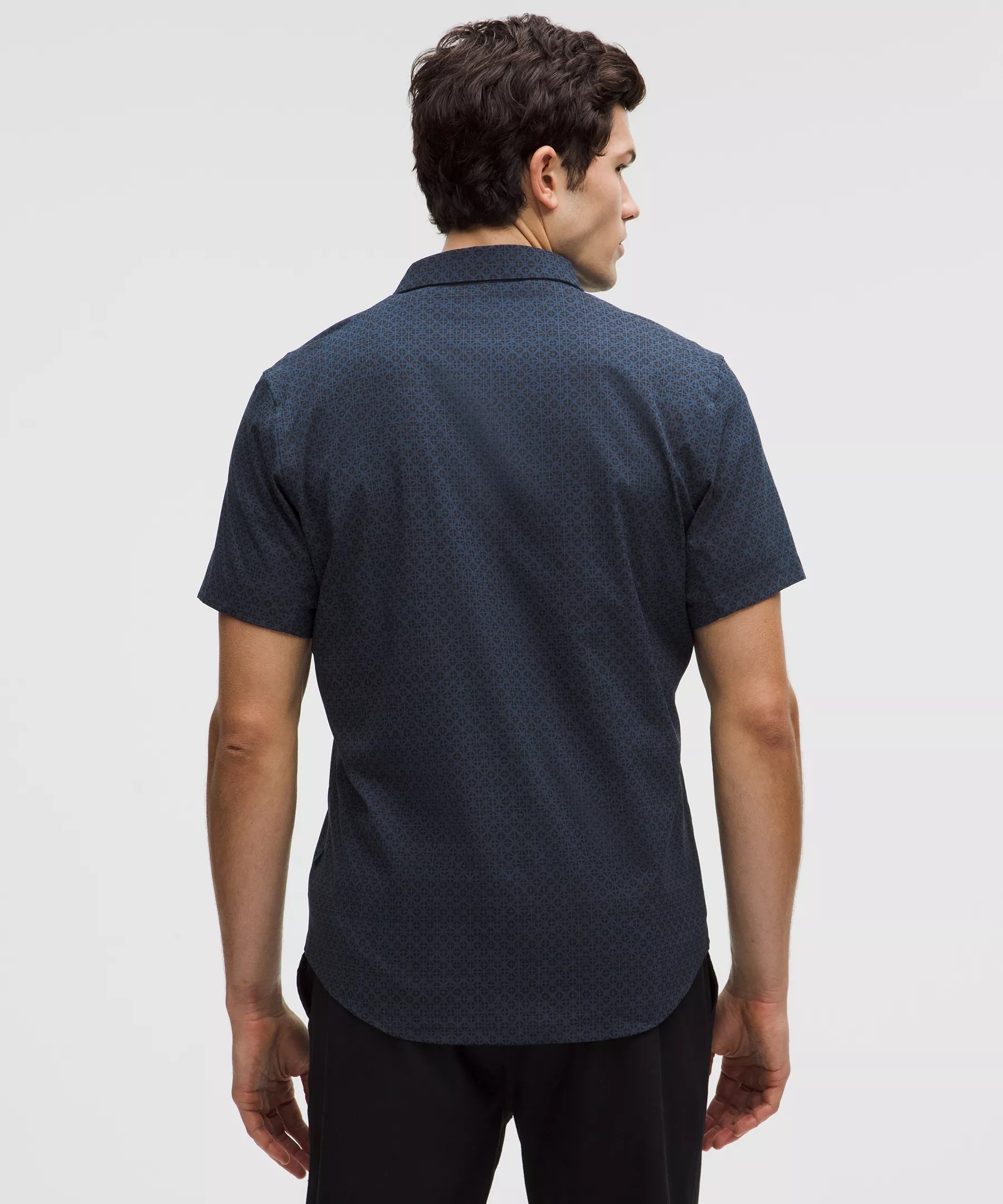 Airing Easy Short-Sleeve Shirt - 3