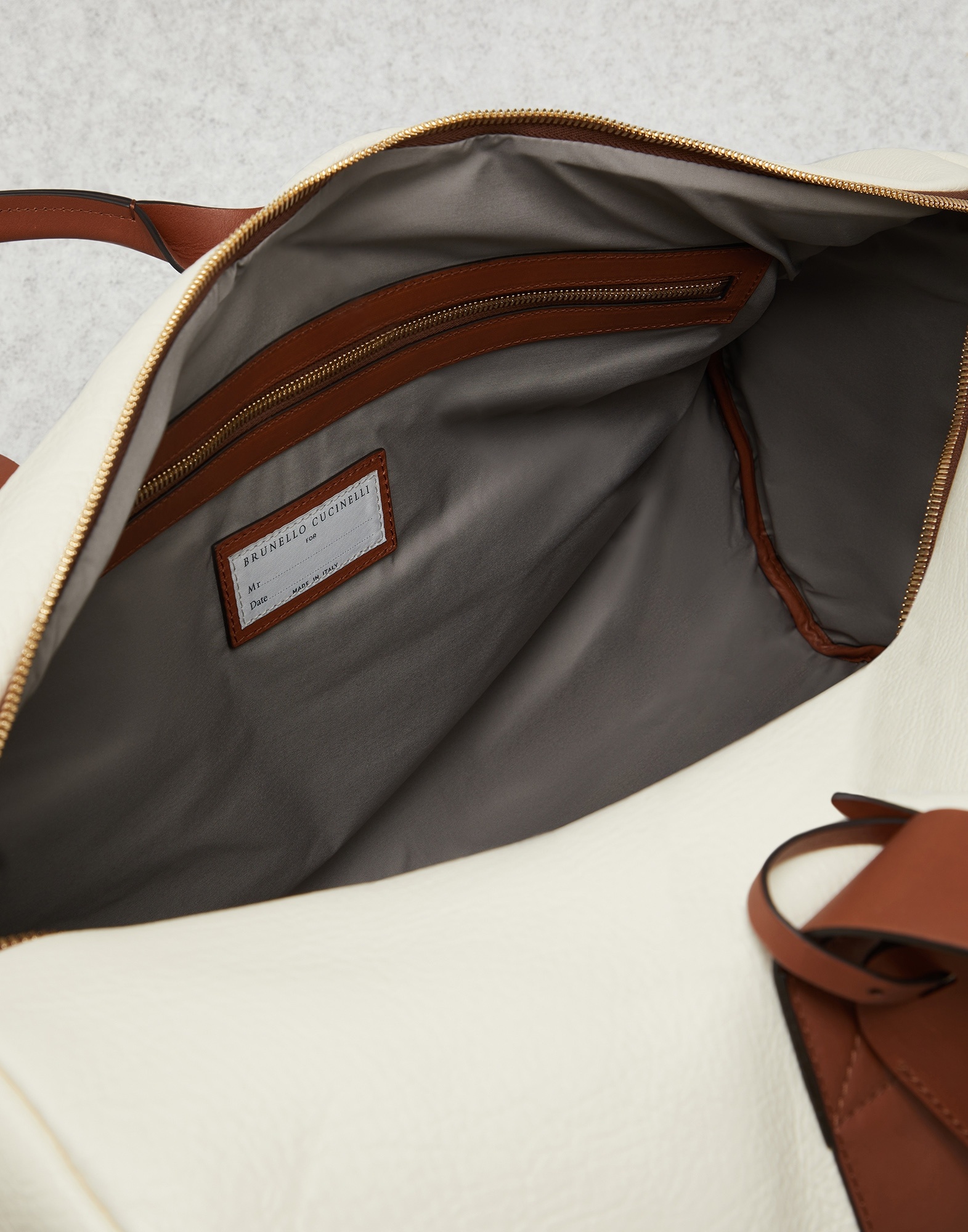 Grained leather active bag - 5
