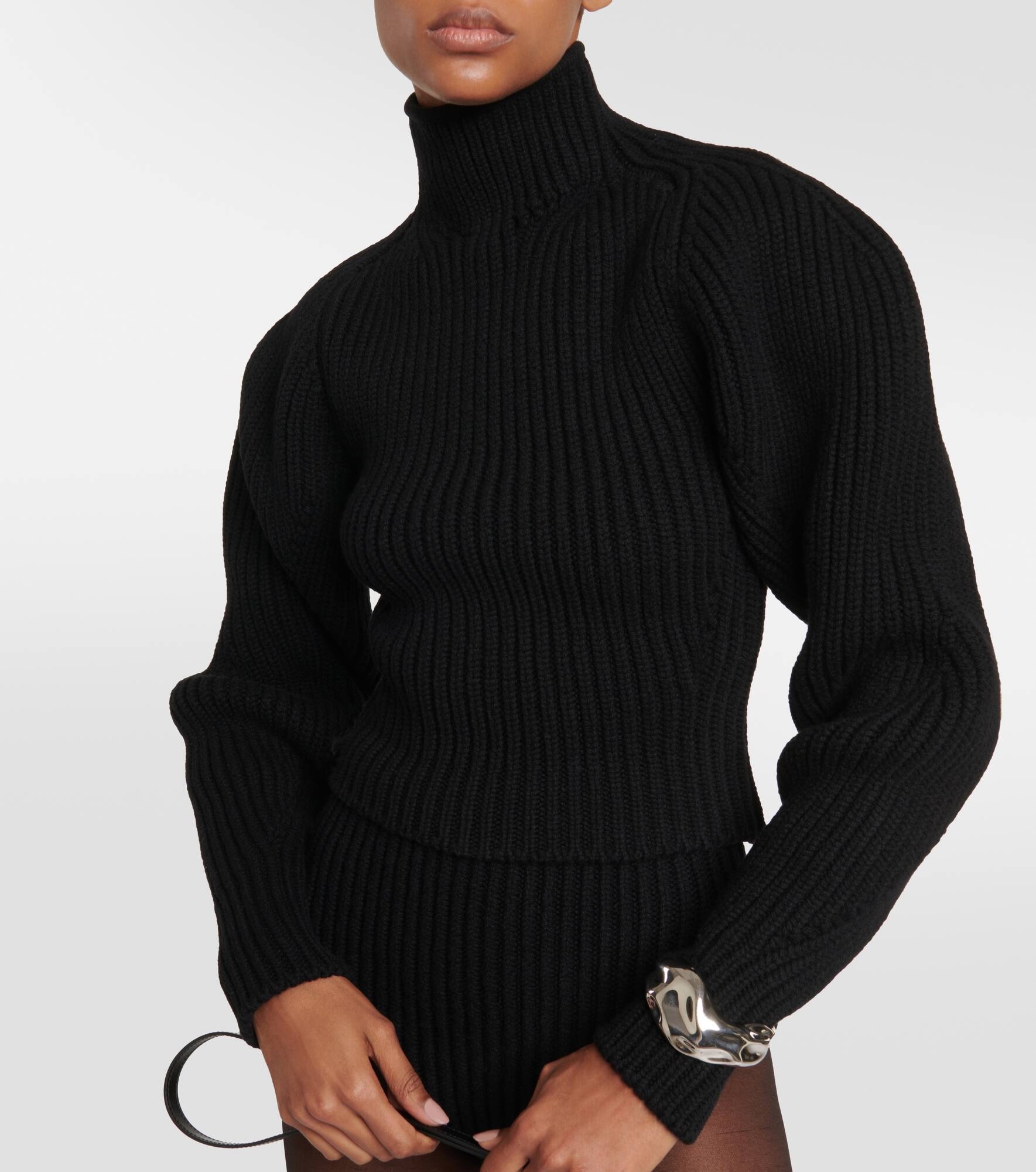 Wool-blend turtleneck sweater - 4