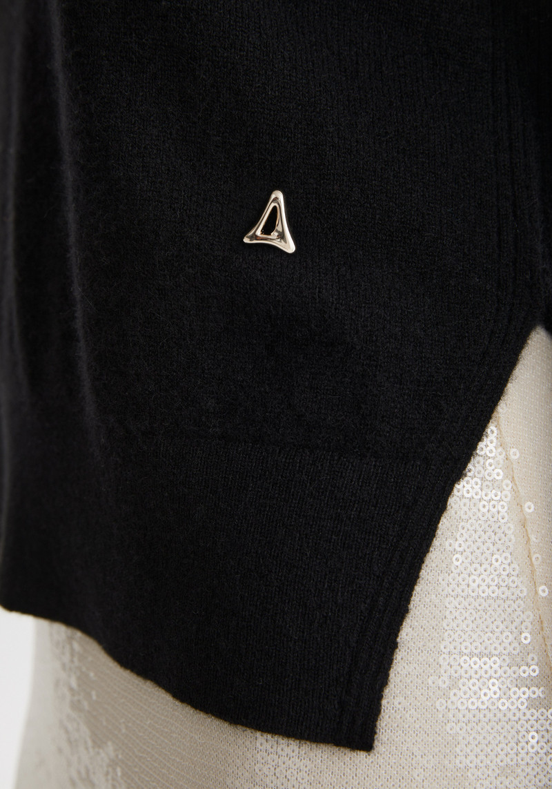 BLISS Round neck cashmere blend sweater 6