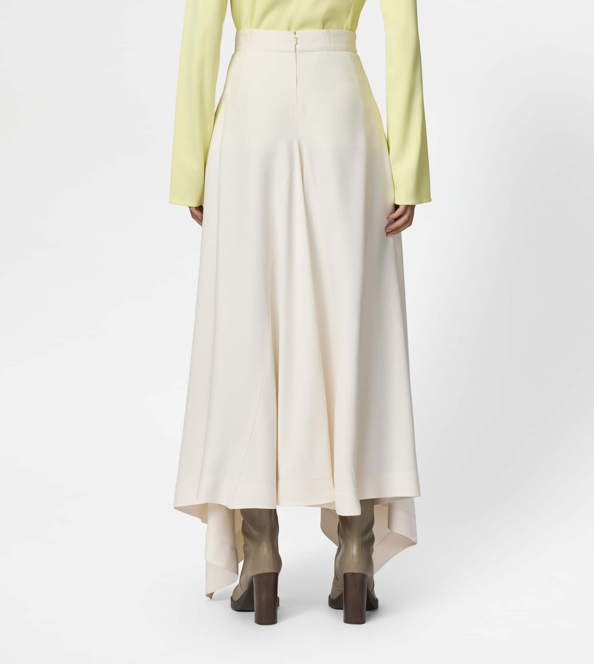 DRAPED SKIRT IN SATIN - WHITE - 4