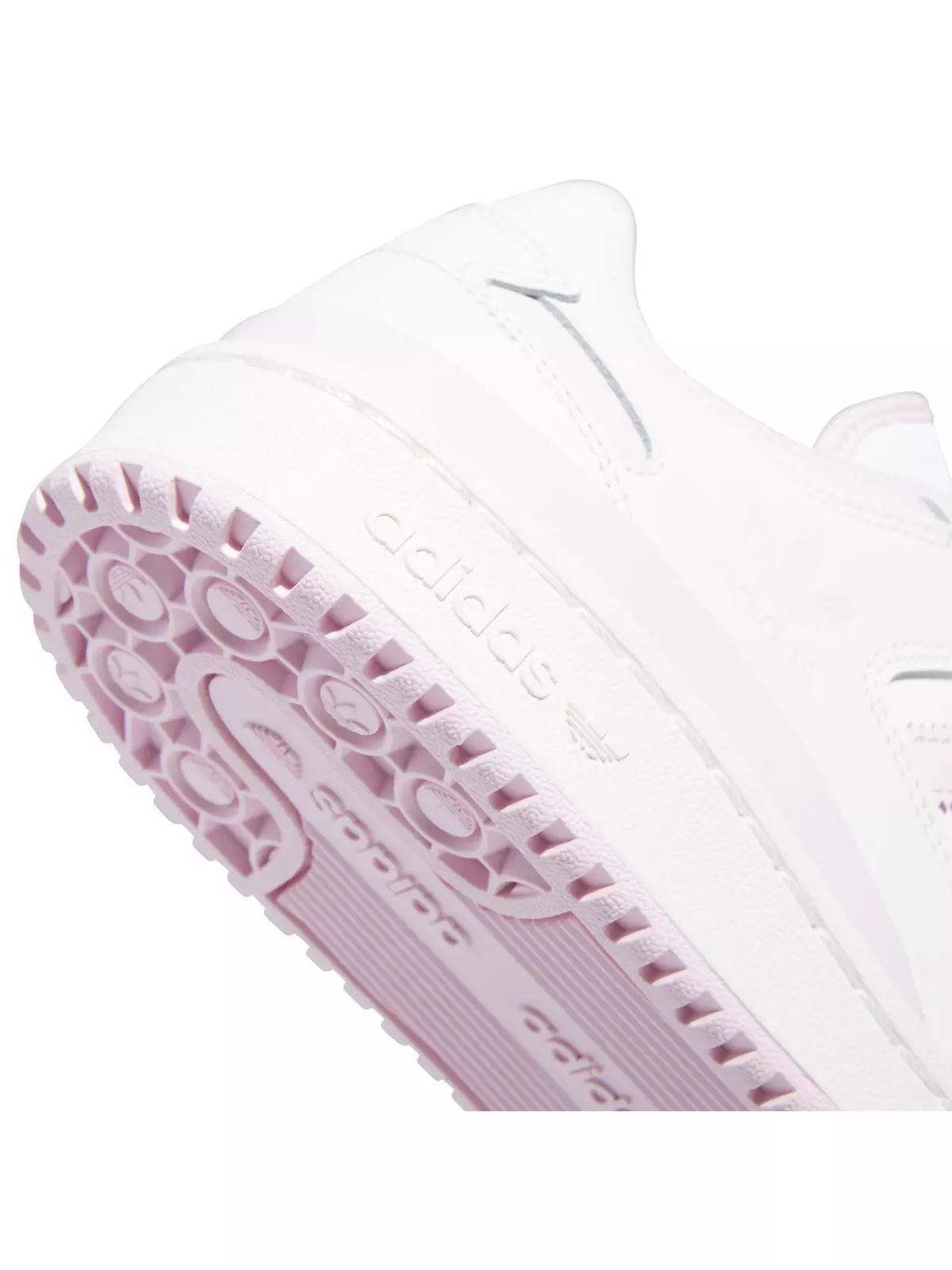 Forum Low CL "Cloud White/Clear Pink/Cloud White" Women's Shoe - 7