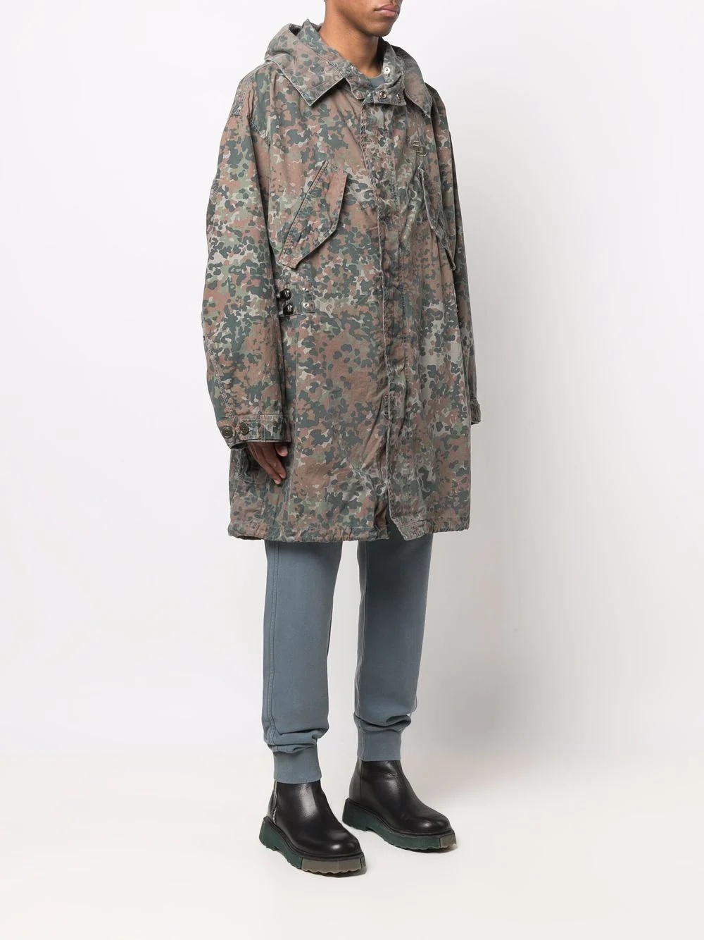 camouflage-print hooded parka - 3