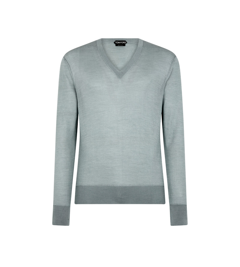 LIGHTWEIGHT SILK BLEND V NECK 1