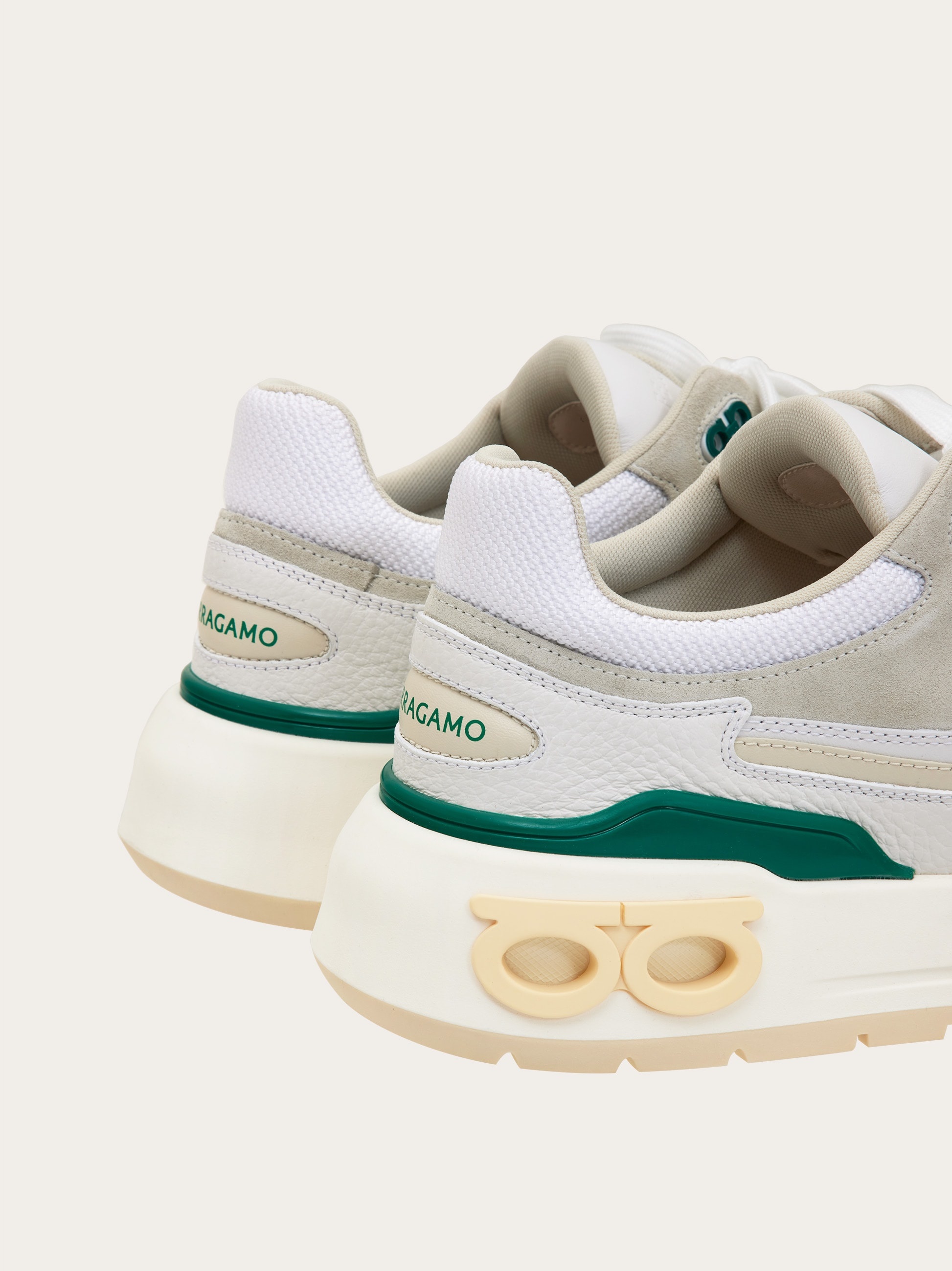 Low cut sneaker with Gancini eyelet - 4