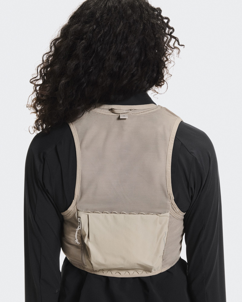 On Ultra Vest Pro outlook