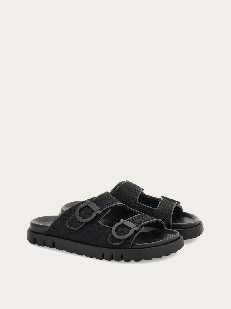 Gancini ornament slide 4