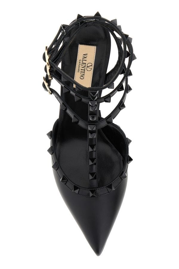 Black leather Rockstud pumps - 4