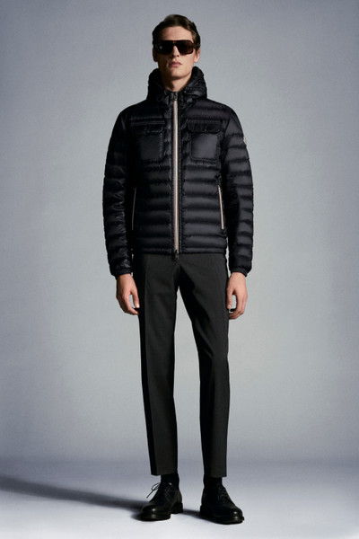 Moncler Douret Short Down Jacket outlook