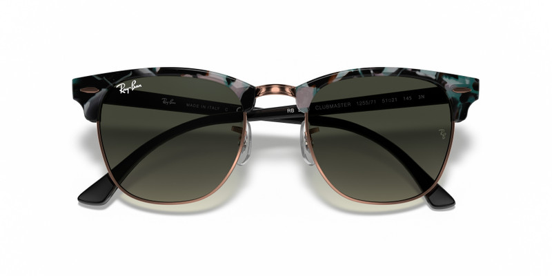 Ray-Ban CLUBMASTER FLECK outlook
