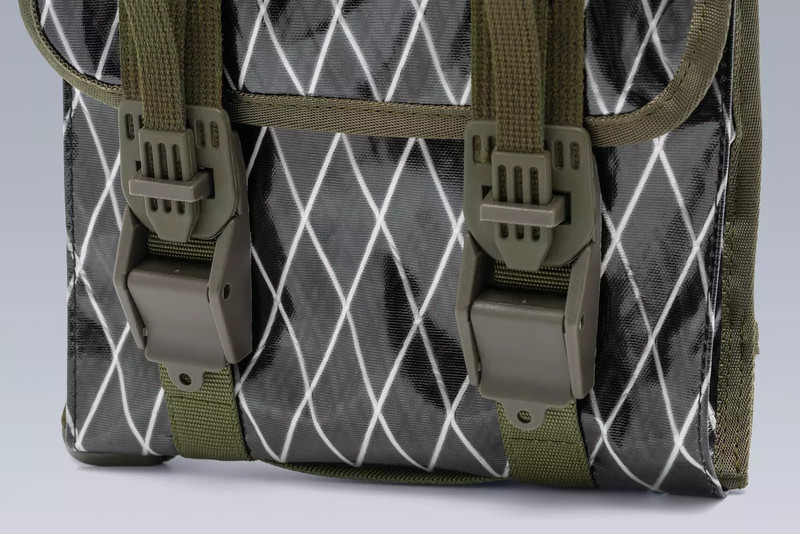 3A-2-FOIL Interops Kompressionstasche Black 6