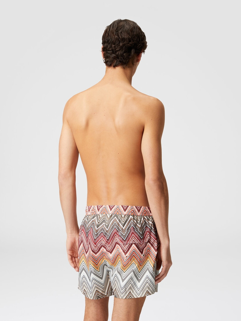 Swimming trunks with large zigzag print 3