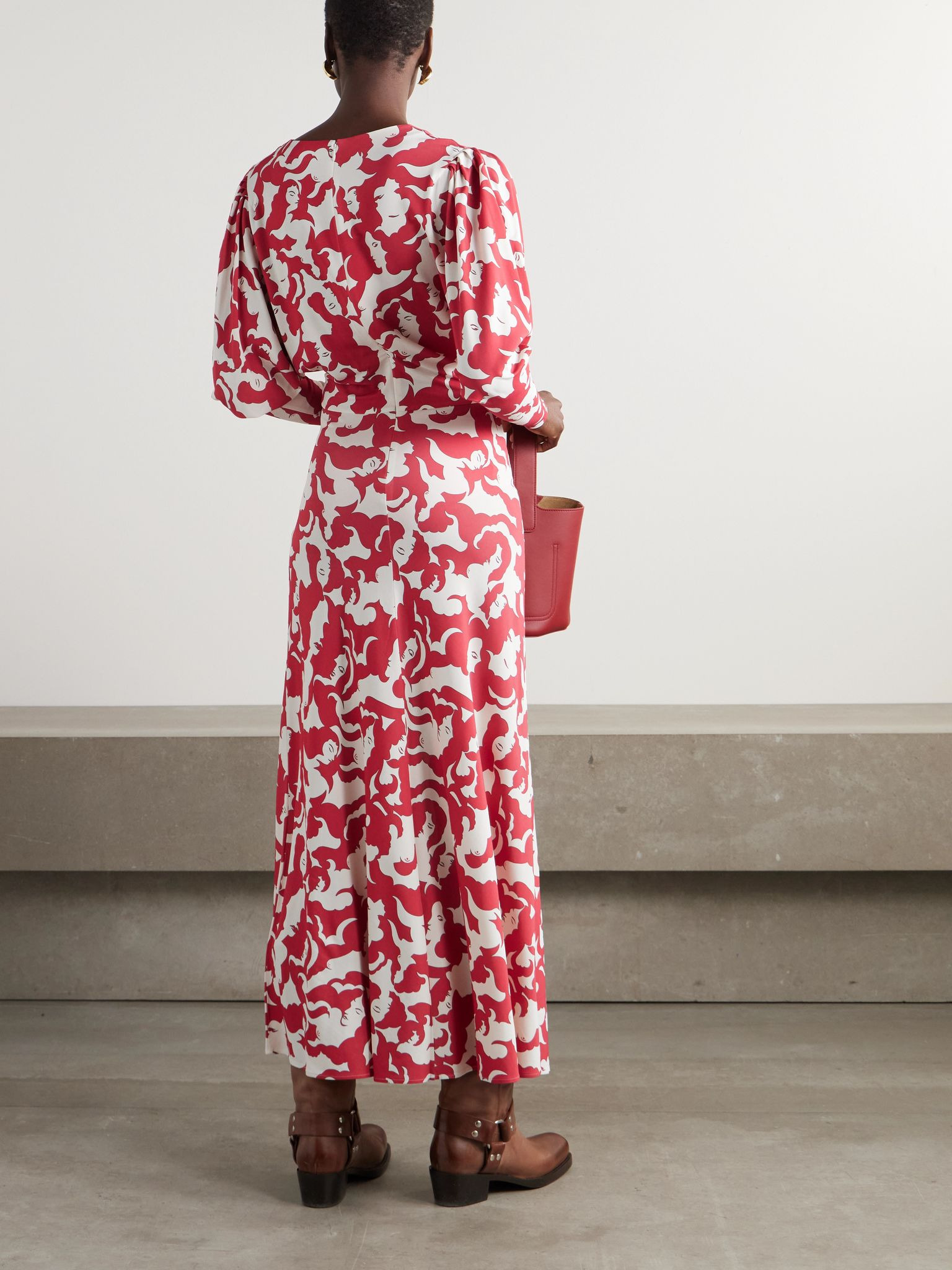 + MOTHER twist-front printed jersey midi dress Red - 4