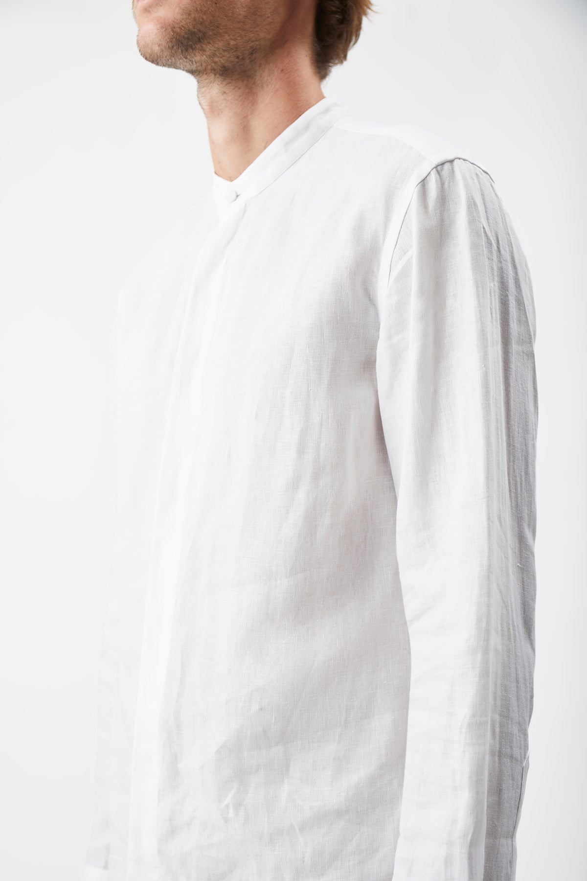 Ollie Shirt in White Linen - 5