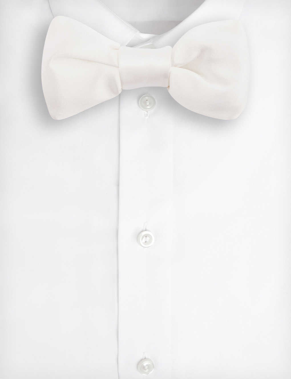 GG-plaque silk bow tie