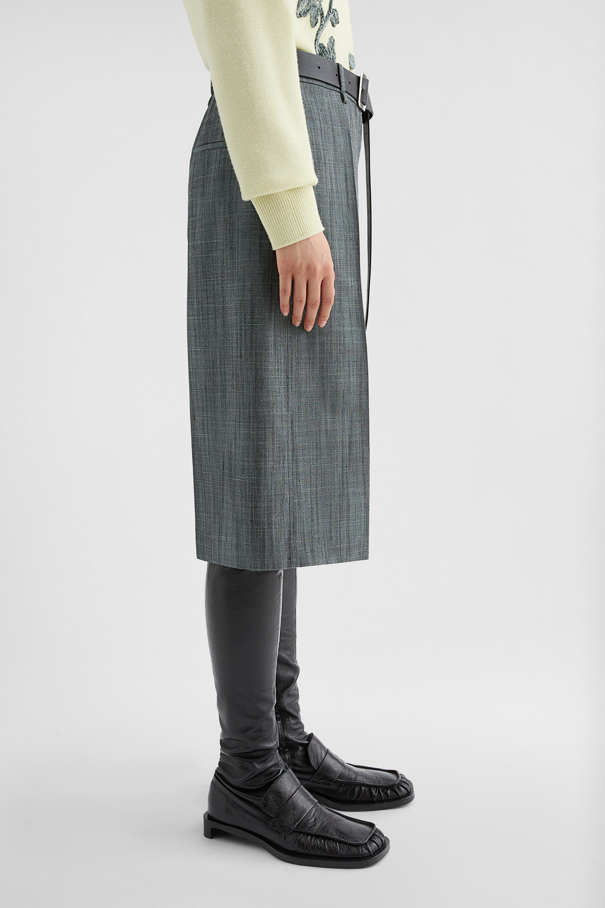 Wool Flamé Shorts - 3