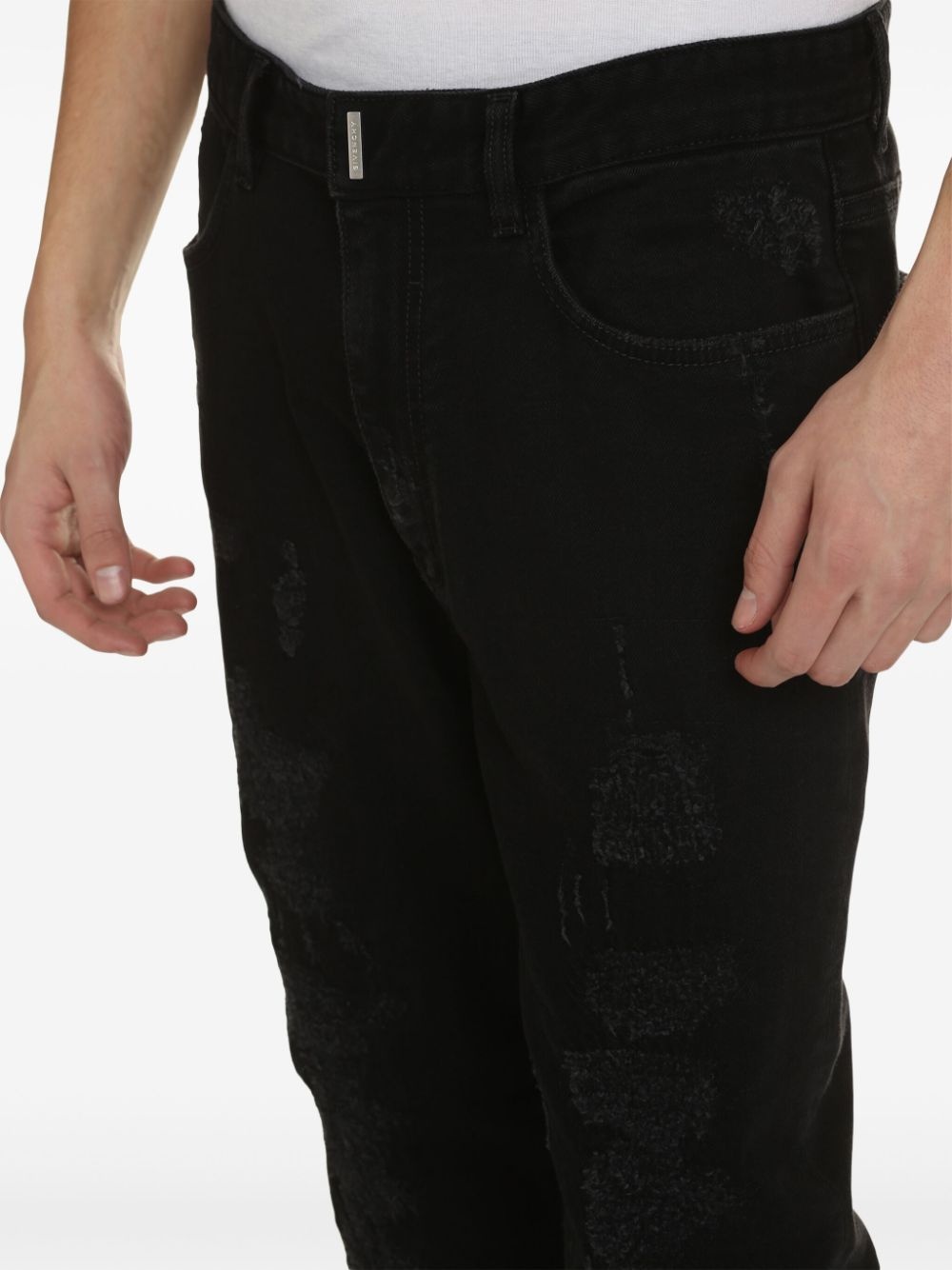 slim-fit destroyed jeans - 4