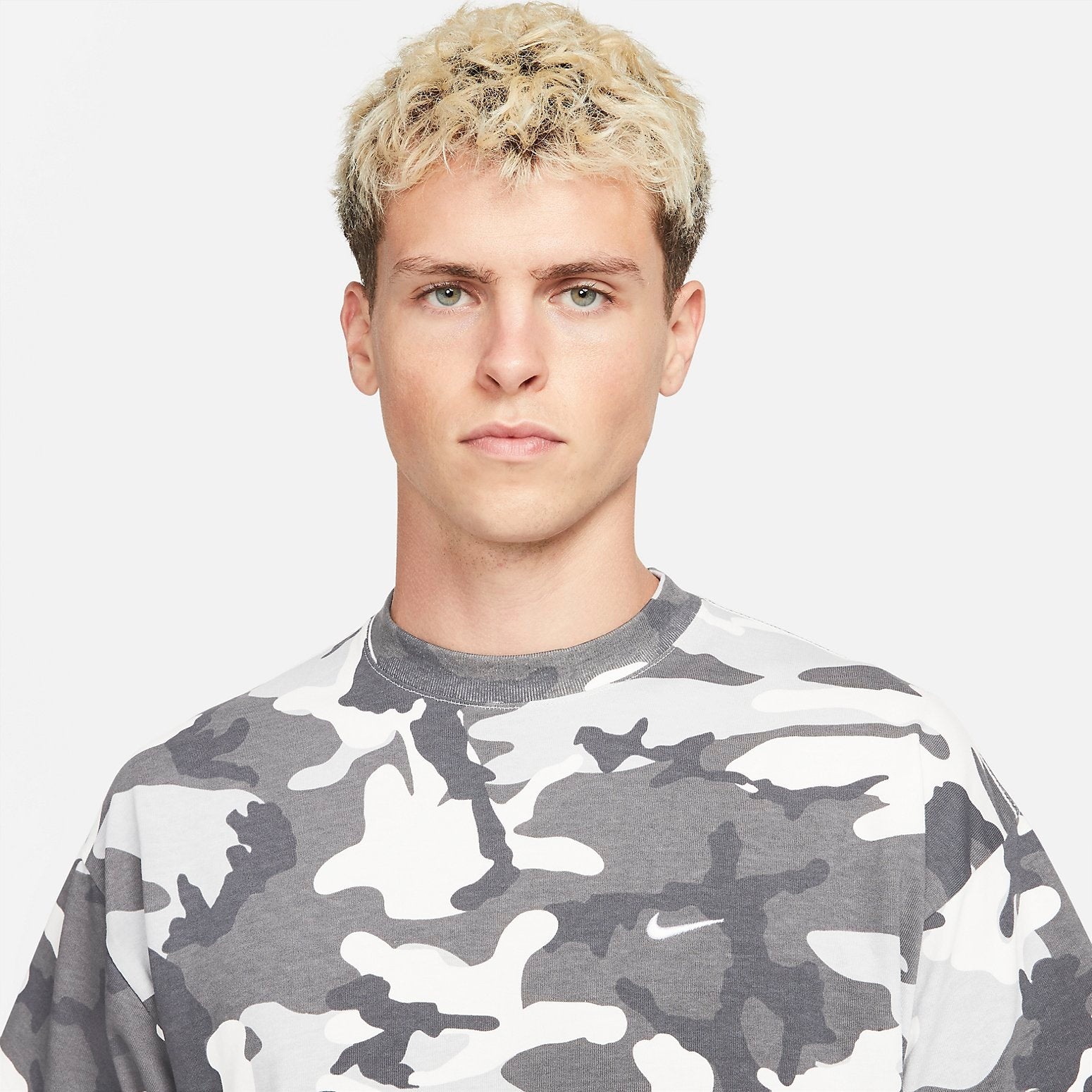 Nike NRG Solo Swoosh Camo Tee 'Grey White' DN1260-133 - 3