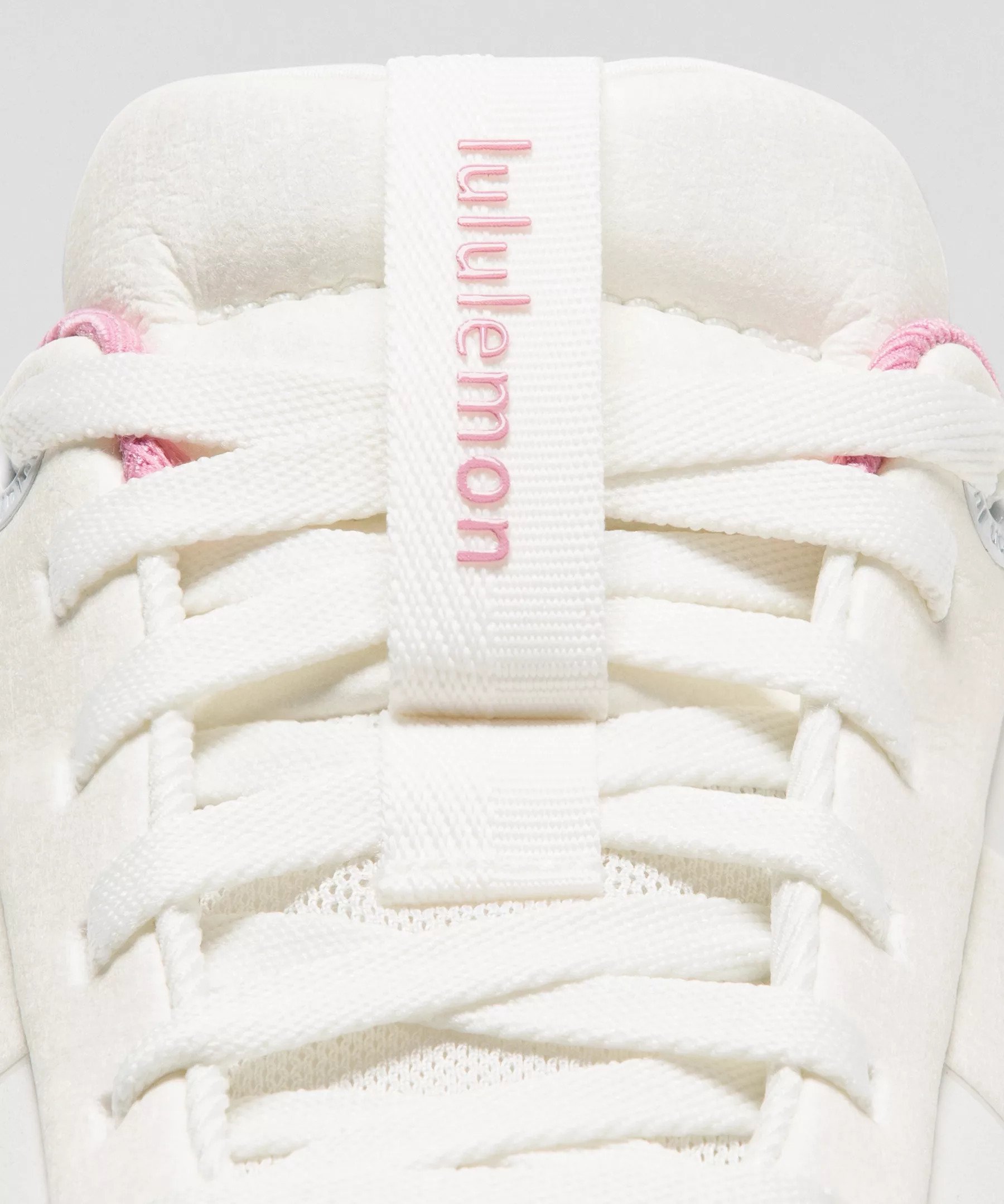 Women's Cityverse Sneaker - 10