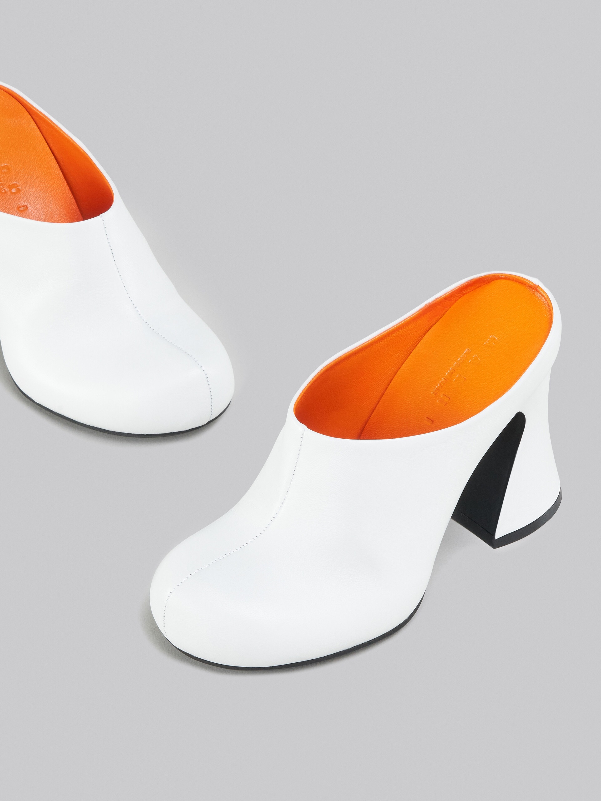 WHITE NAPPA LEATHER SABOT - 5
