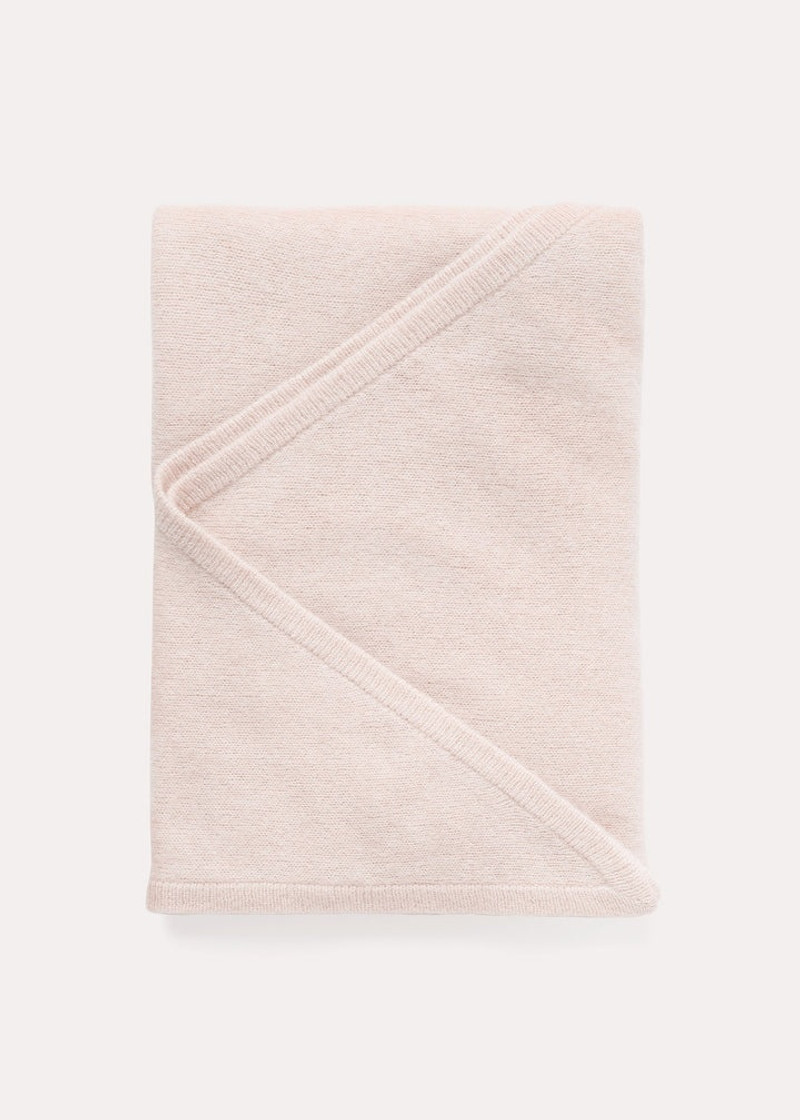 Featherlight triangle scarf powder 1