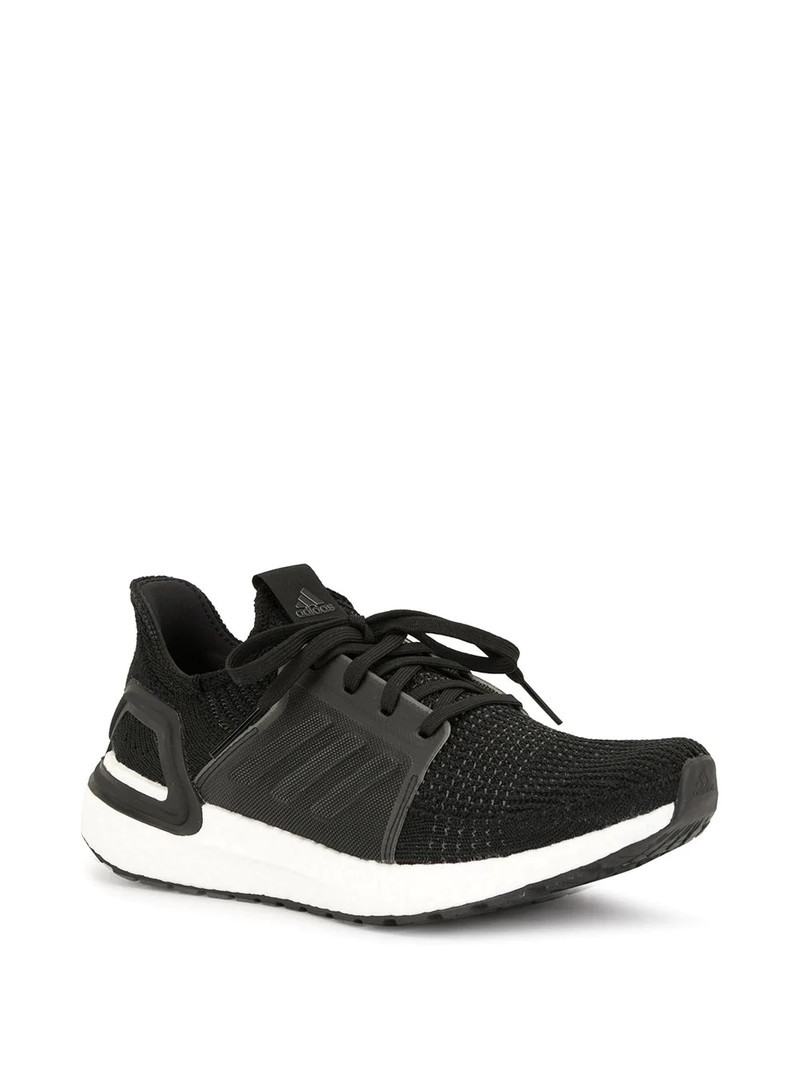 adidas UltraBOOST 19 스니커 outlook