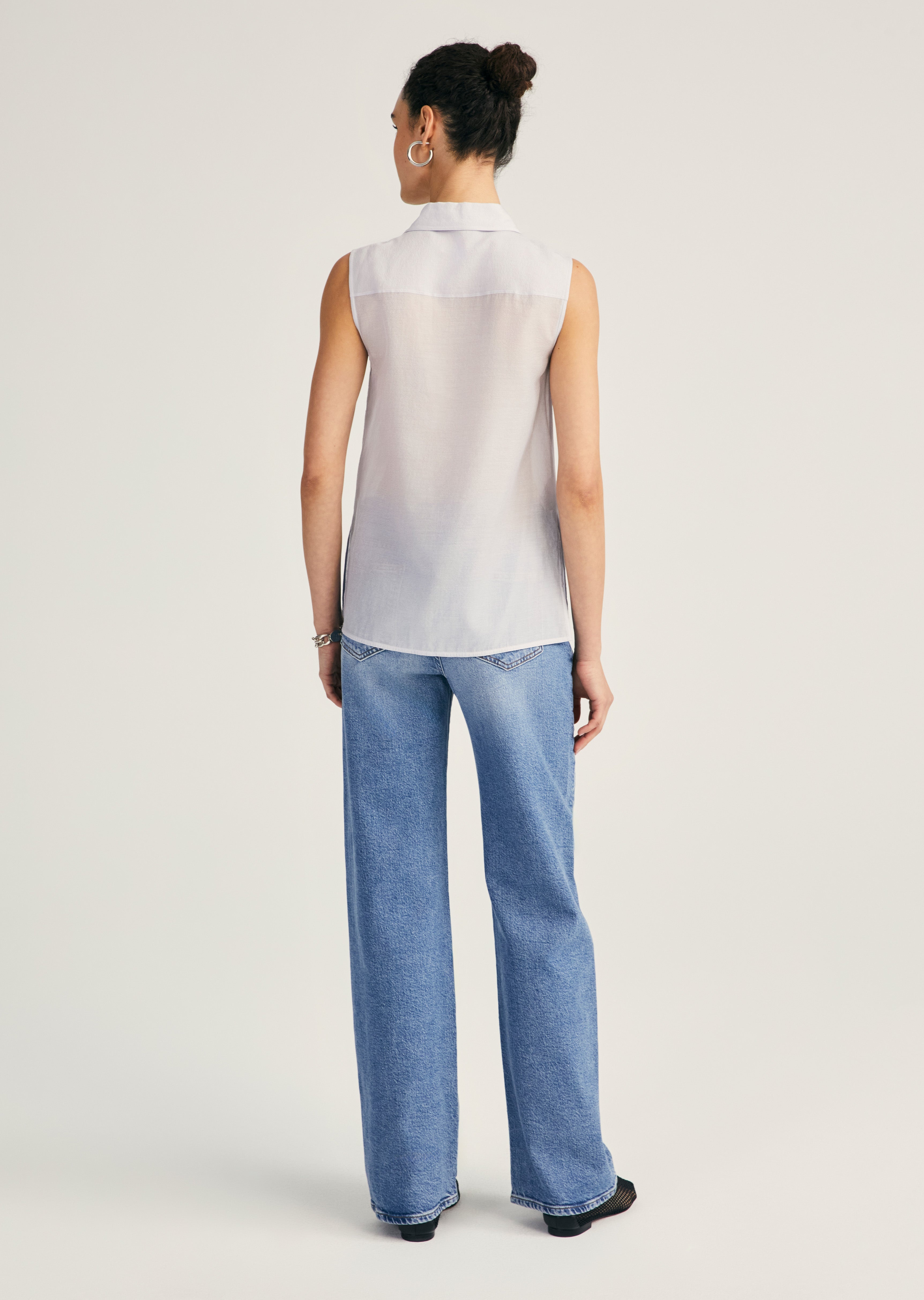 JANET SLEEVELESS TUXEDO SHIRT - 4