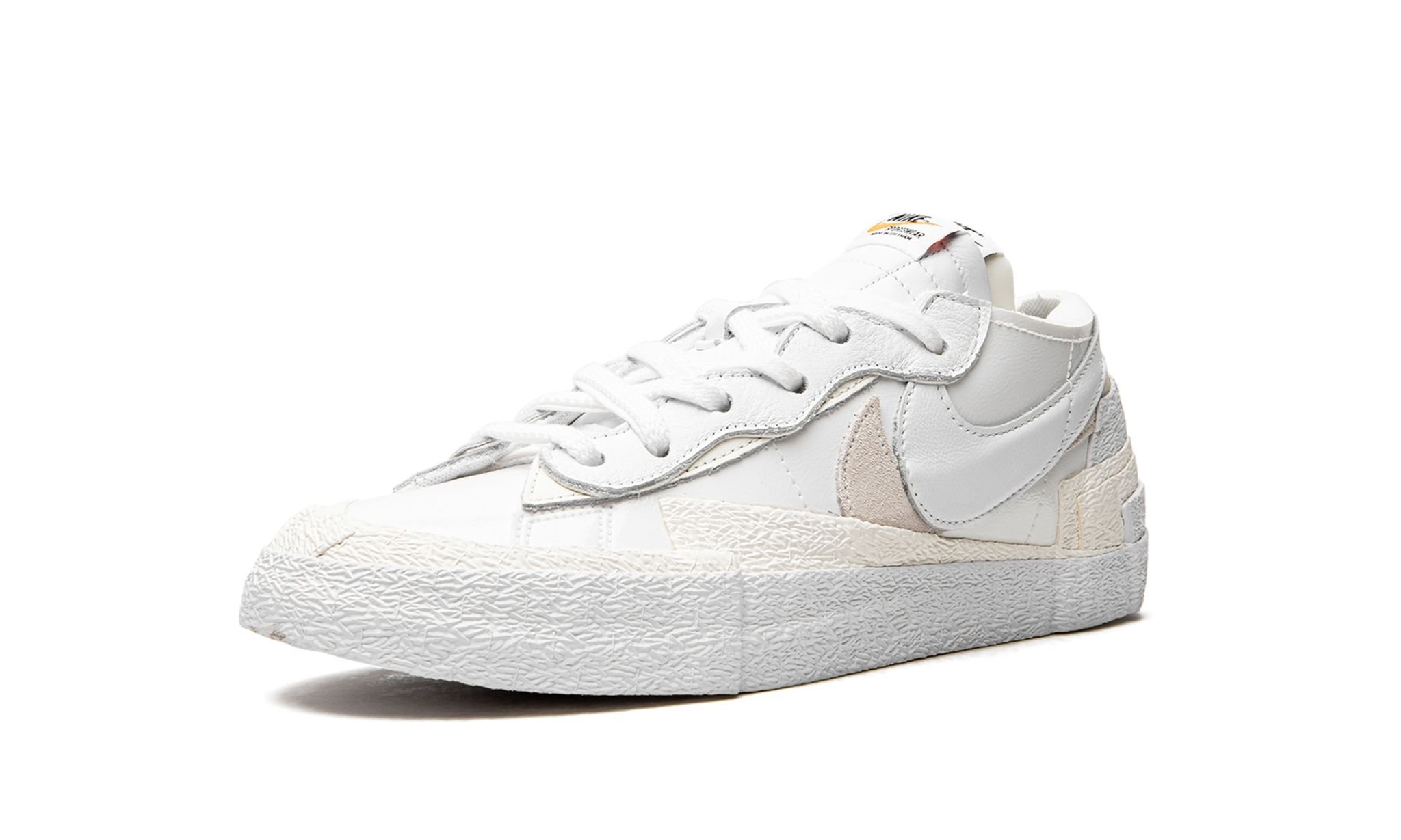 Blazer Low "Sacai - White Patent Leather" - 4