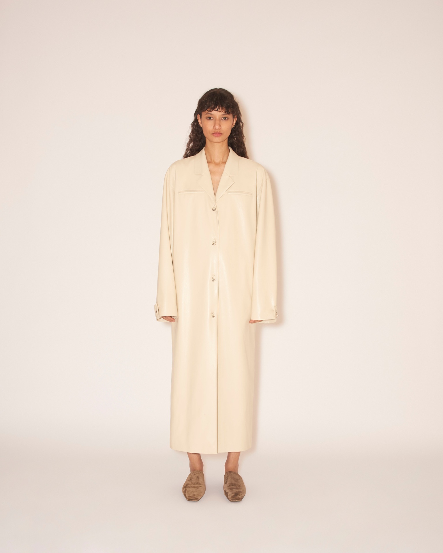 DORDI - OKOBOR™ alt-leather coat - Chalk - 3