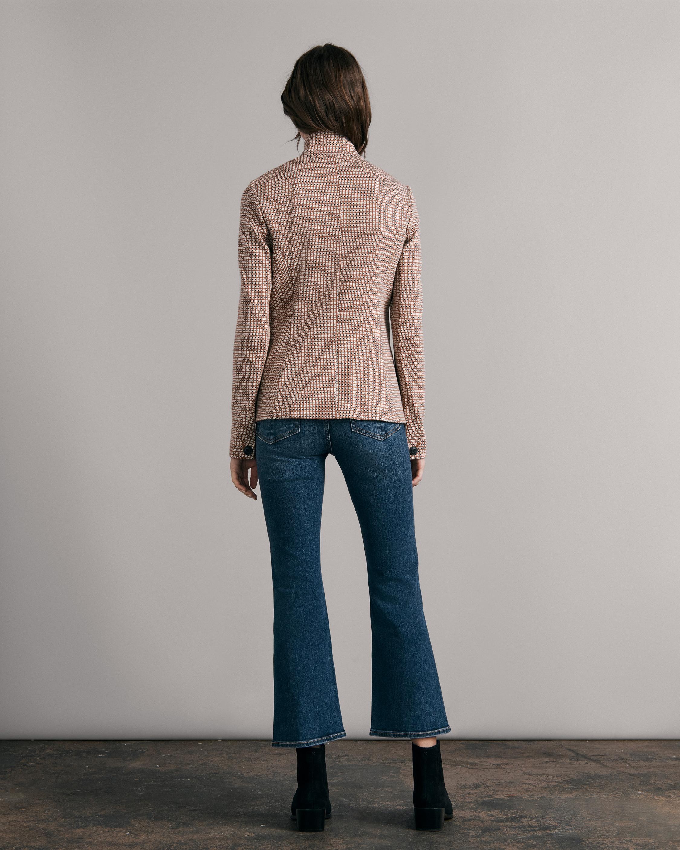 Slade Geo Cotton Blazer
Classic Fit Blazer - 3