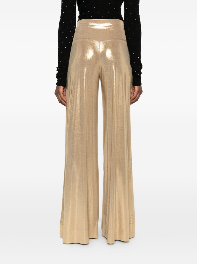 high-waisted pants 4