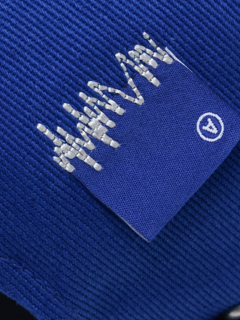 logo cap 6