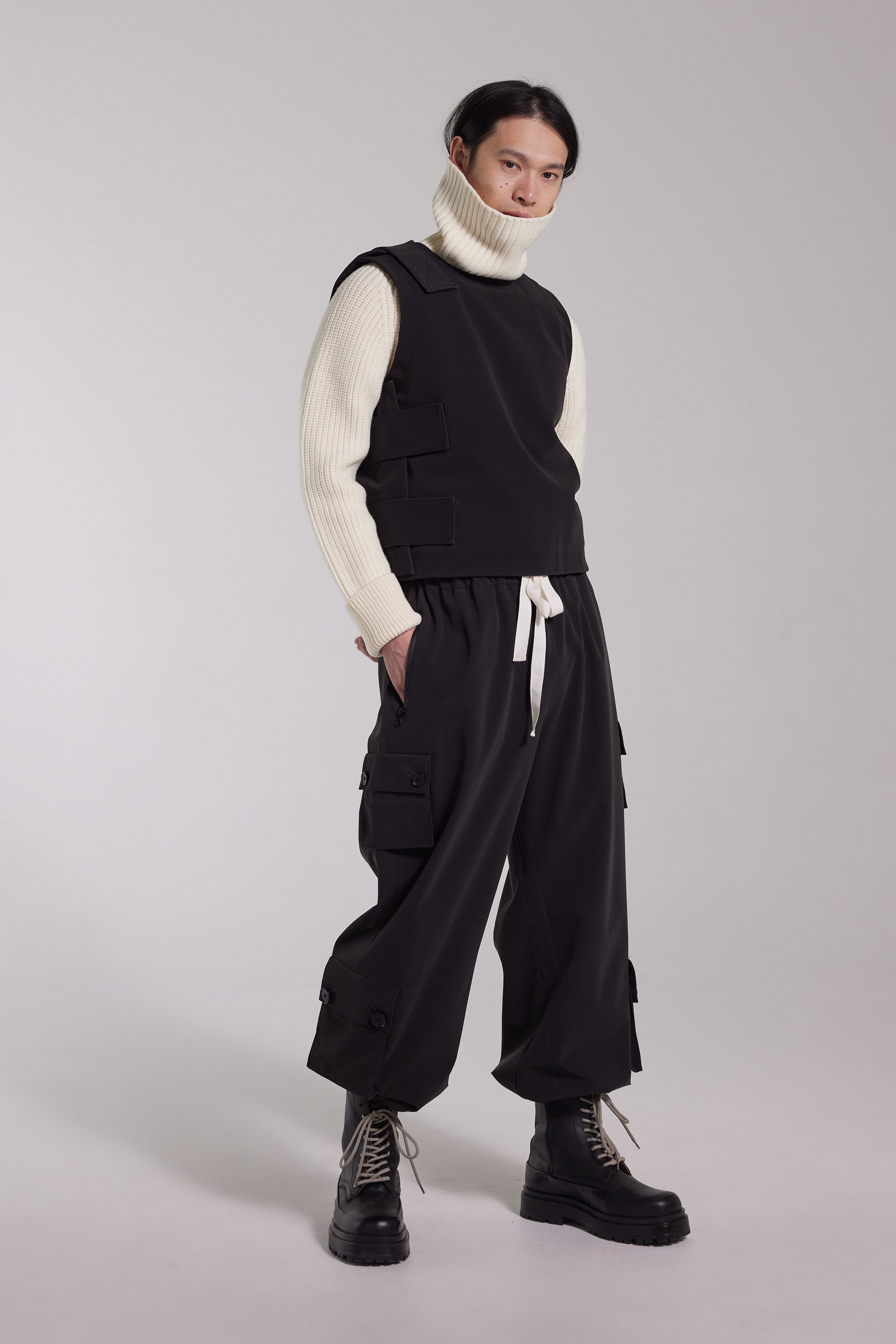 Peace Matte Vest Black - 2