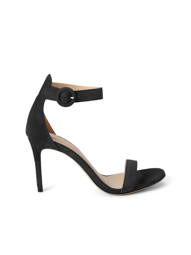 Gisele Sandal 1