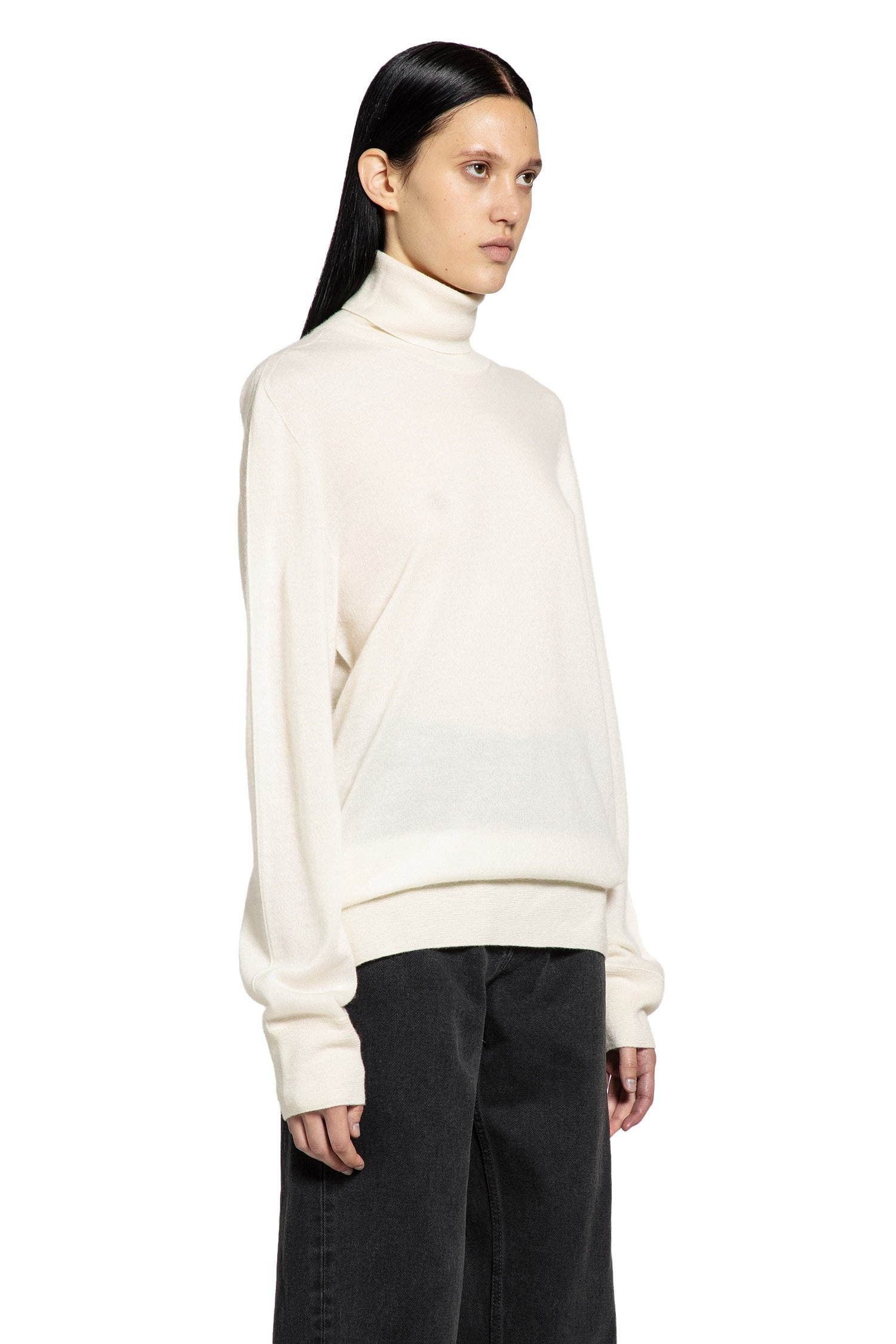 Lizzy Turtleneck In Cashmere - 2