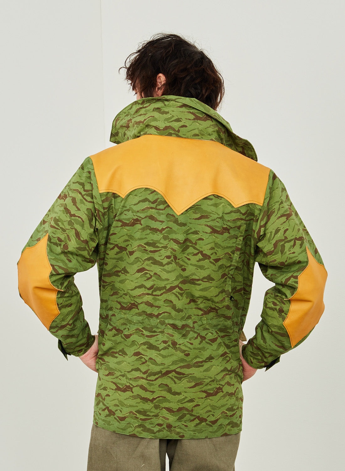 Rocky Mountain Featherbed x Nigel Cabourn Mountain Parka Mountain Camo in Green - 5