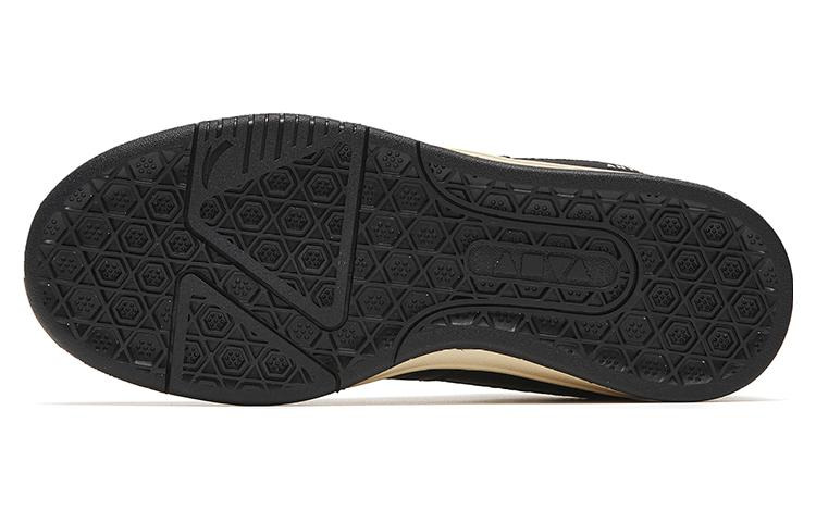 (WMNS) ANTA Lifestyle Low 'Black White' 122248026-1 - 6