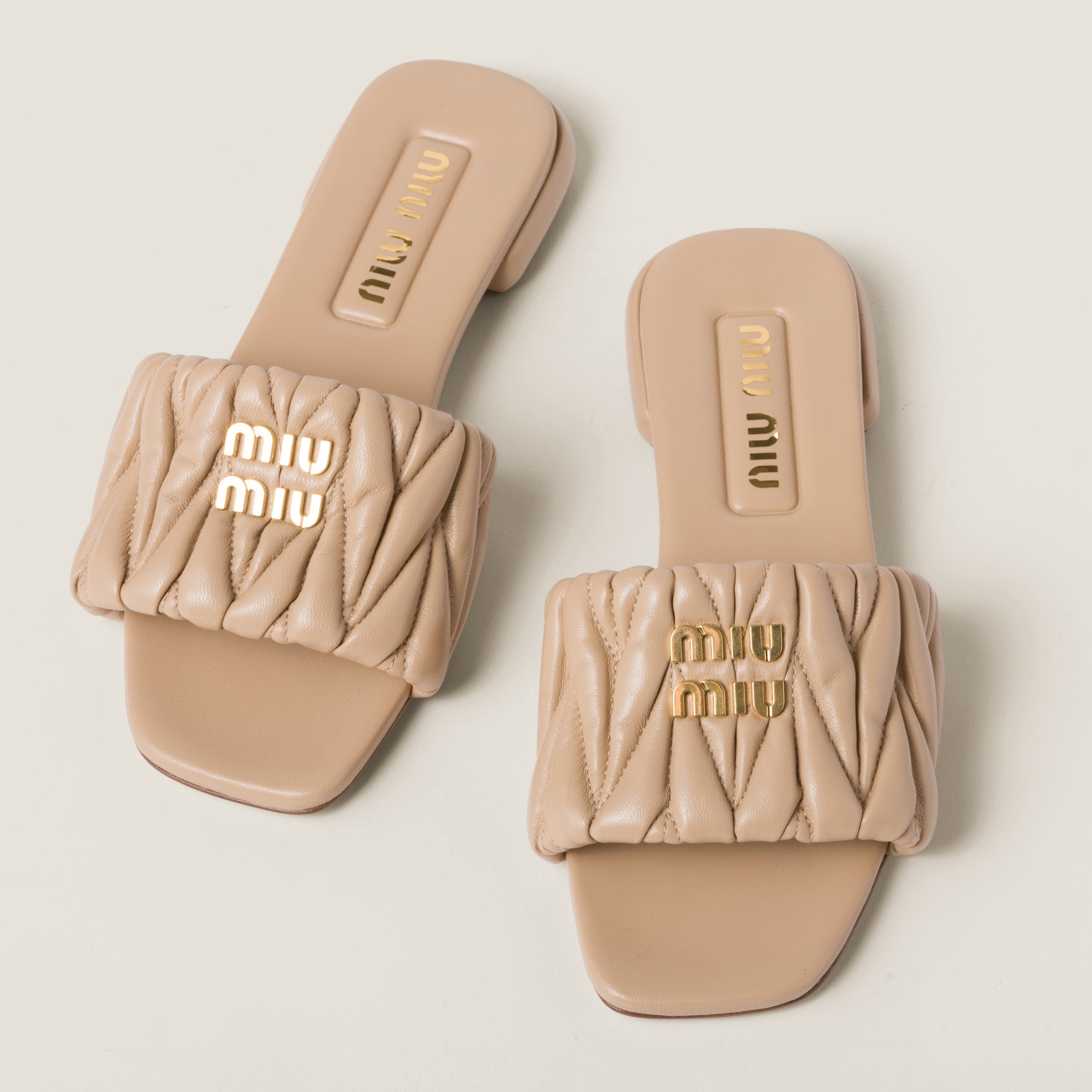 Matelassé nappa leather slides - 4